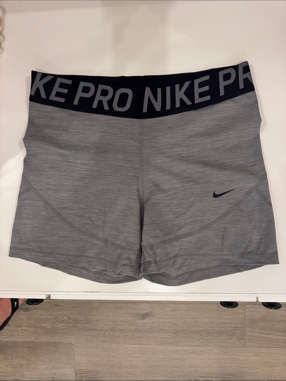 Nike Pro (XL) Heather Gray Athletic Shorts with Black Waistband